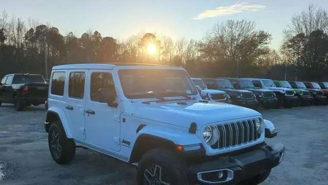 2025 Jeep Wrangler Sahara