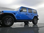 2025 Wrangler Thumbnail 34