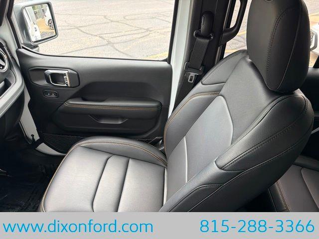 2025 Jeep Wrangler - $40,977