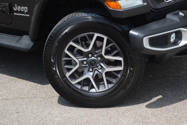 2024 Jeep Wrangler - $39,500