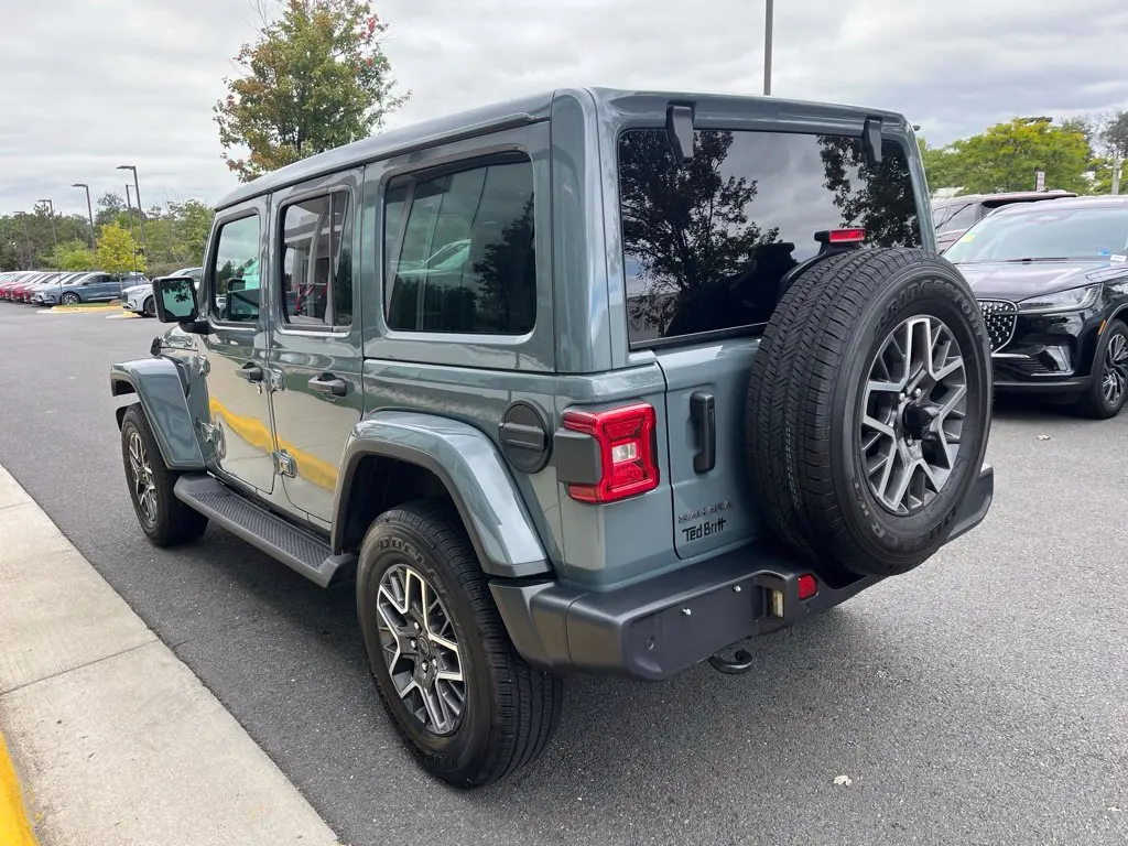 2026 Jeep Wrangler - $47,001