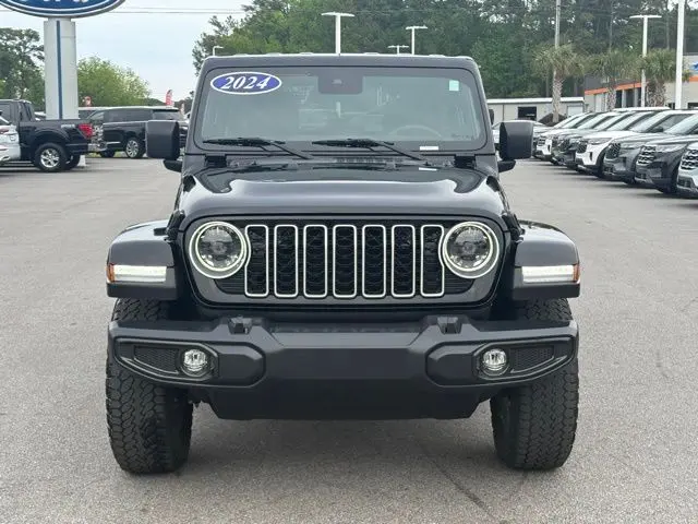2024 Jeep Wrangler - $34,573