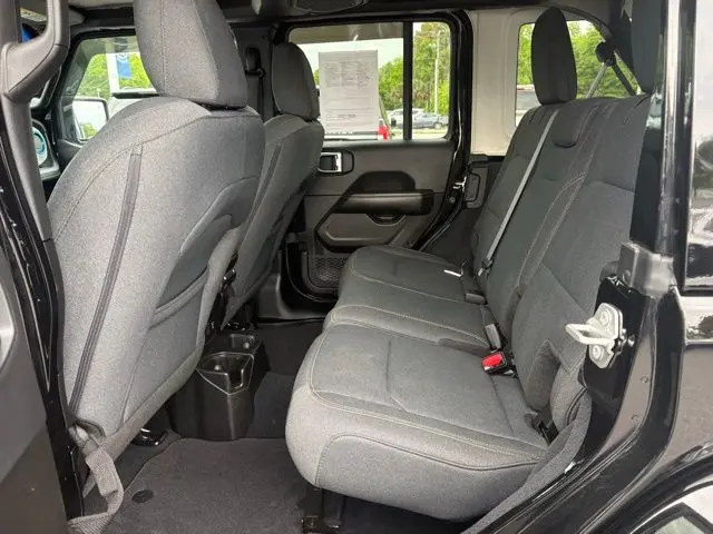 2024 Jeep Wrangler - $34,573