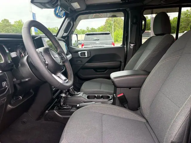 2024 Jeep Wrangler - $34,573
