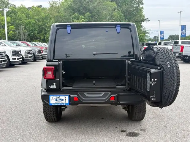 2024 Jeep Wrangler - $34,573