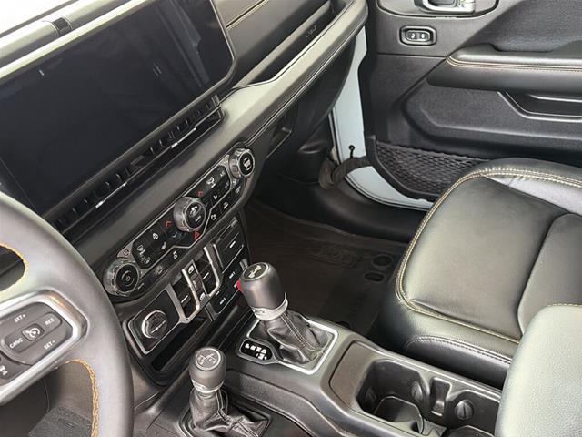 2024 Jeep Wrangler - $35,995