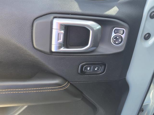 2024 Jeep Wrangler - $35,995