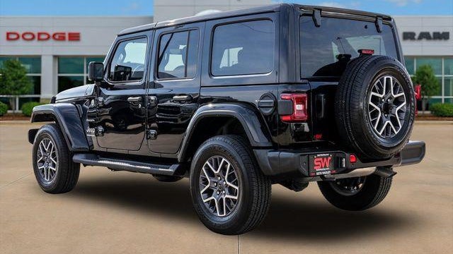 2024 Jeep Wrangler Sahara