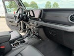 2026 Wrangler Thumbnail 36