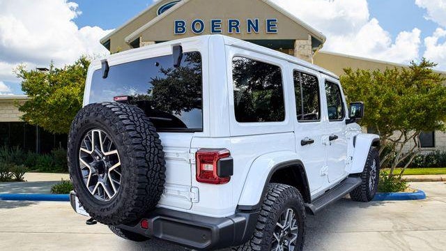 2026 Jeep Wrangler Sahara