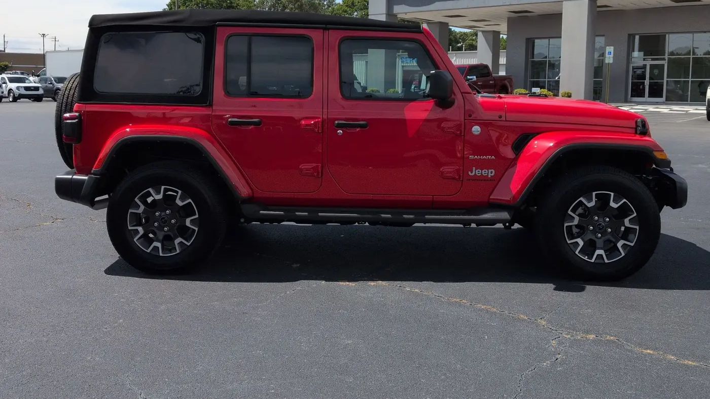 2024 Jeep Wrangler Sahara