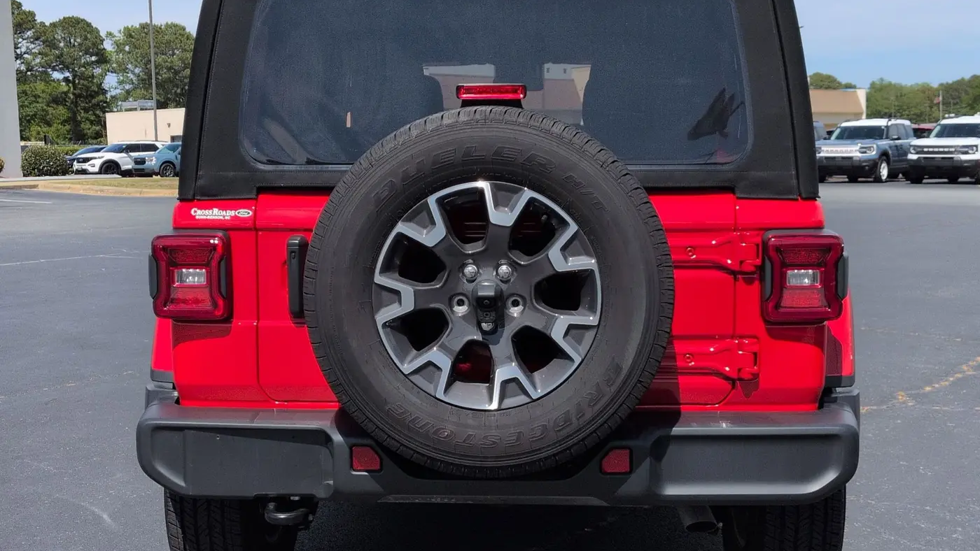 2024 Jeep Wrangler Sahara