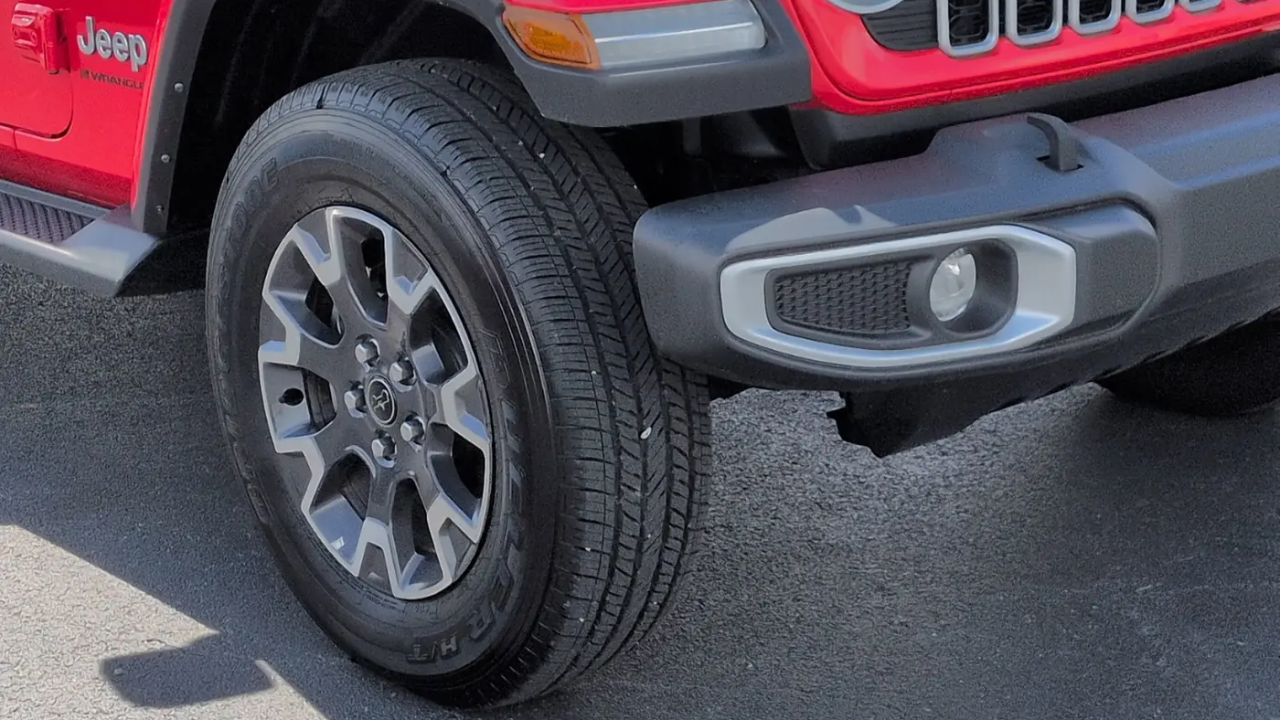 2024 Jeep Wrangler Sahara