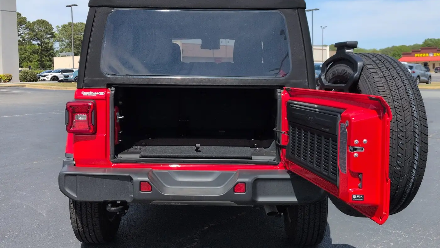 2024 Jeep Wrangler Sahara