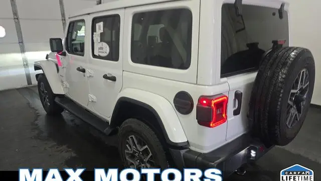 2024 Jeep Wrangler Sahara