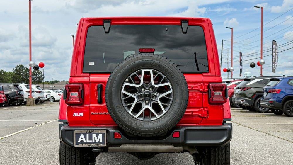2025 Jeep Wrangler Sahara