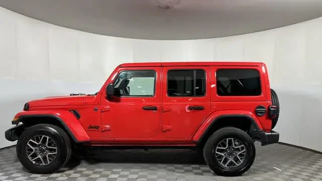 2025 Jeep Wrangler Sahara