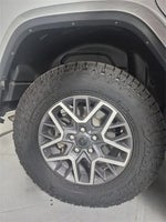 2024 Wrangler Thumbnail 31