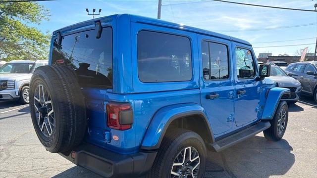 2025 Jeep Wrangler Sahara