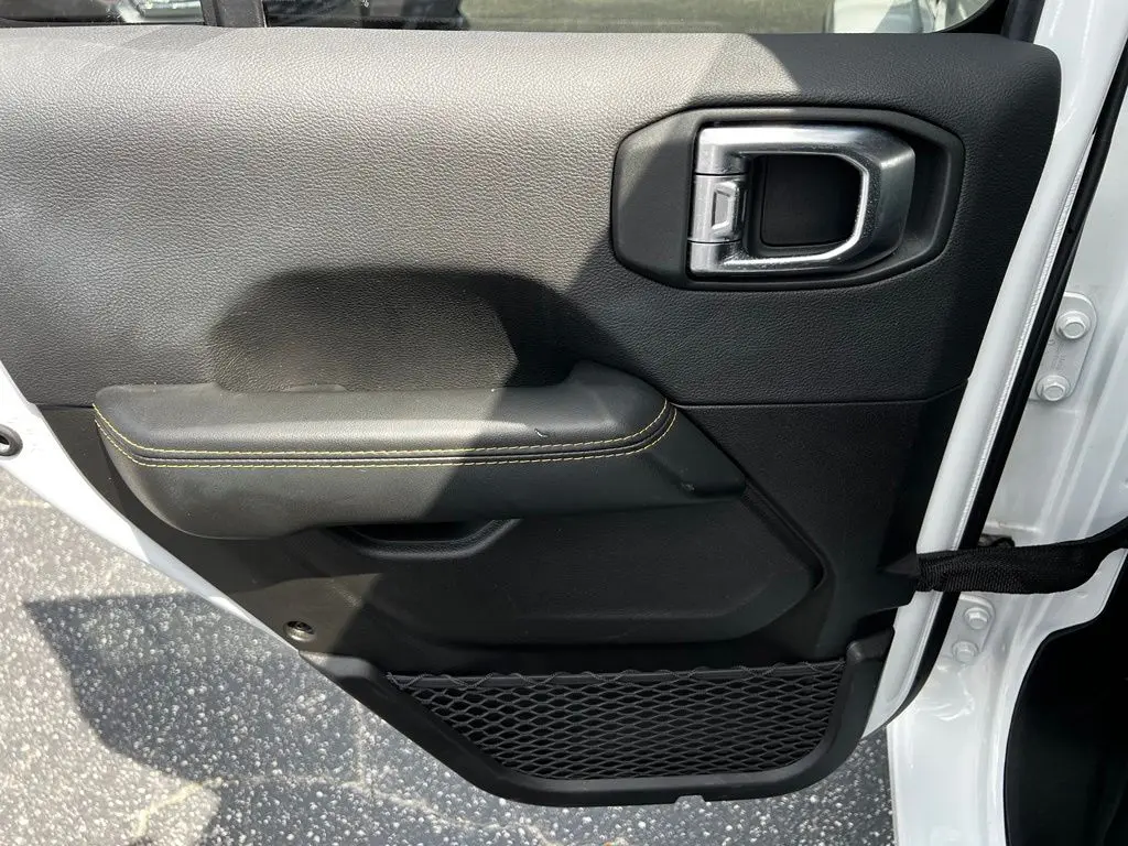 2025 Jeep Wrangler - $39,195
