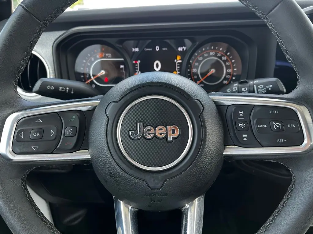 2025 Jeep Wrangler - $39,195