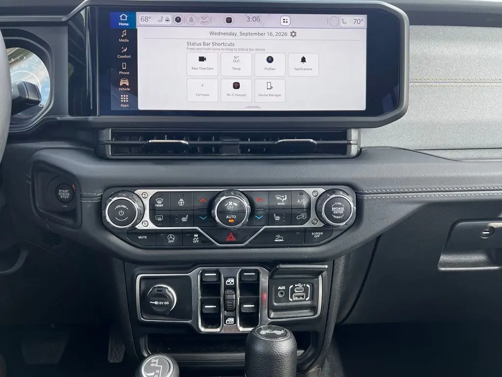 2025 Jeep Wrangler - $39,195