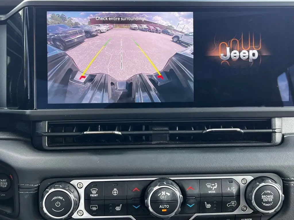 2025 Jeep Wrangler - $39,195