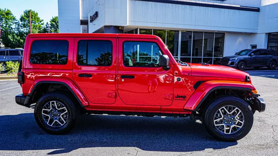 2025 Jeep Wrangler Sahara