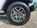 2025 Wrangler Thumbnail 13