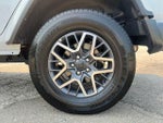2025 Wrangler Thumbnail 16