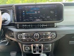 2025 Wrangler Thumbnail 22
