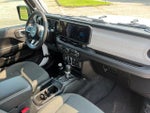 2025 Wrangler Thumbnail 37