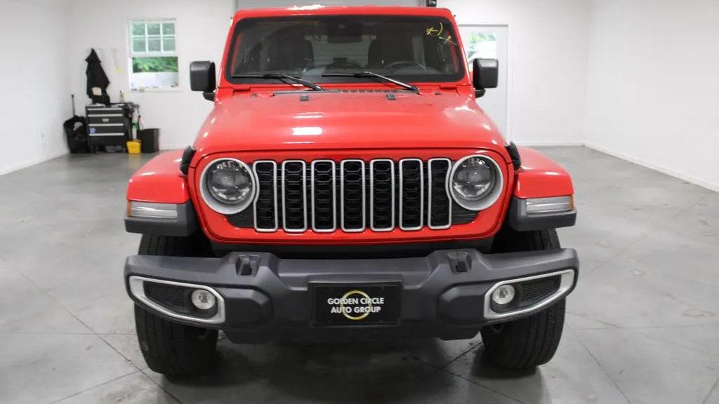 2025 Jeep Wrangler Sahara
