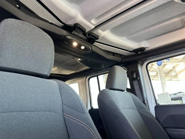 2025 Jeep Wrangler - $31,905