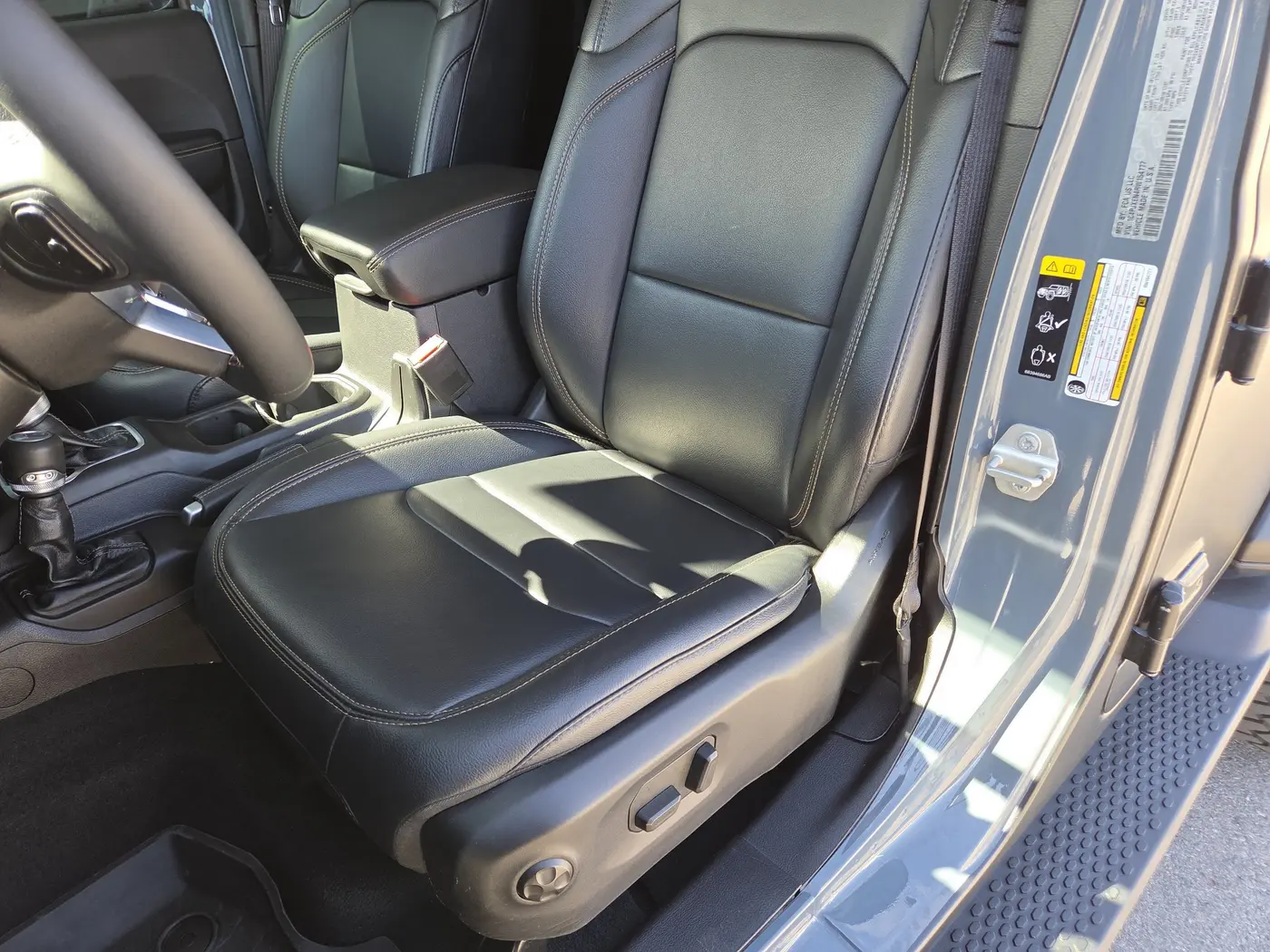 2024 Jeep Wrangler - $30,000
