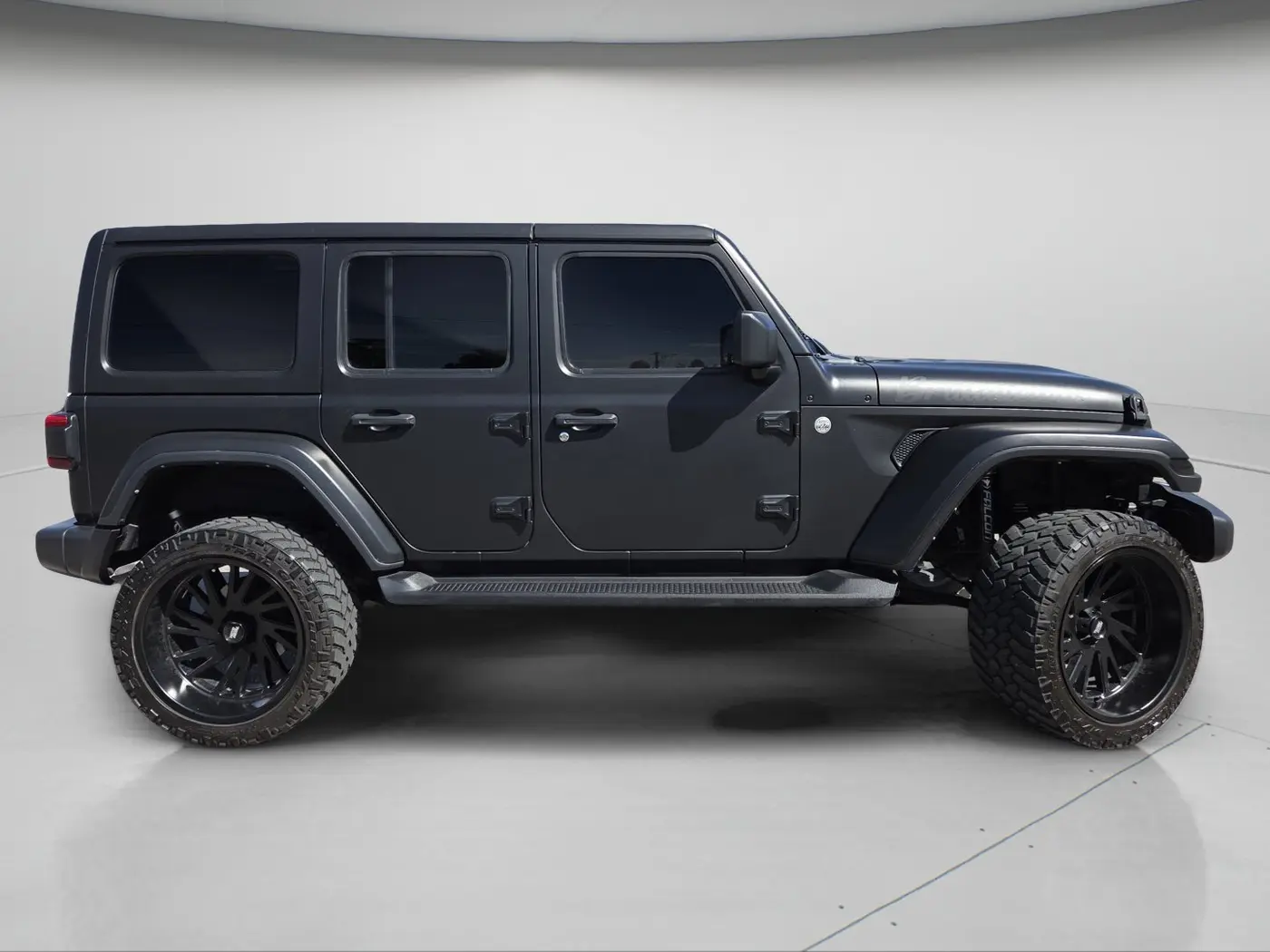 2024 Jeep Wrangler - $30,000