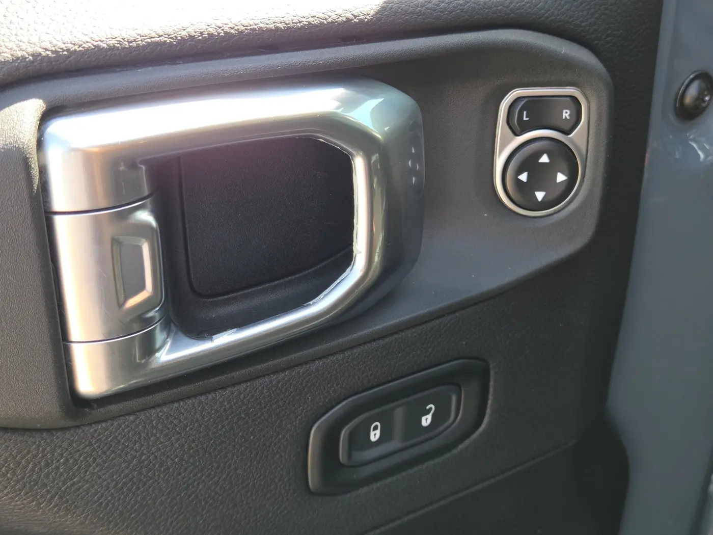 2024 Jeep Wrangler - $30,000