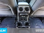 2025 Wrangler Thumbnail 32