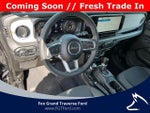 2025 Wrangler Thumbnail 14