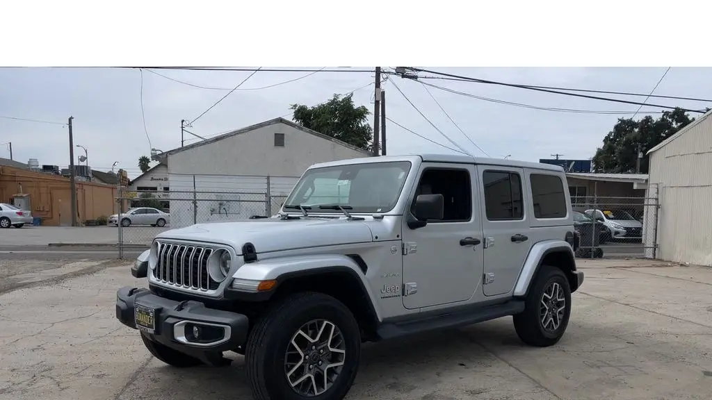 2024 Jeep Wrangler Sahara