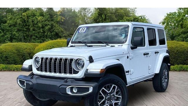 Preowned 2025 Jeep Wrangler Sahara for Sale