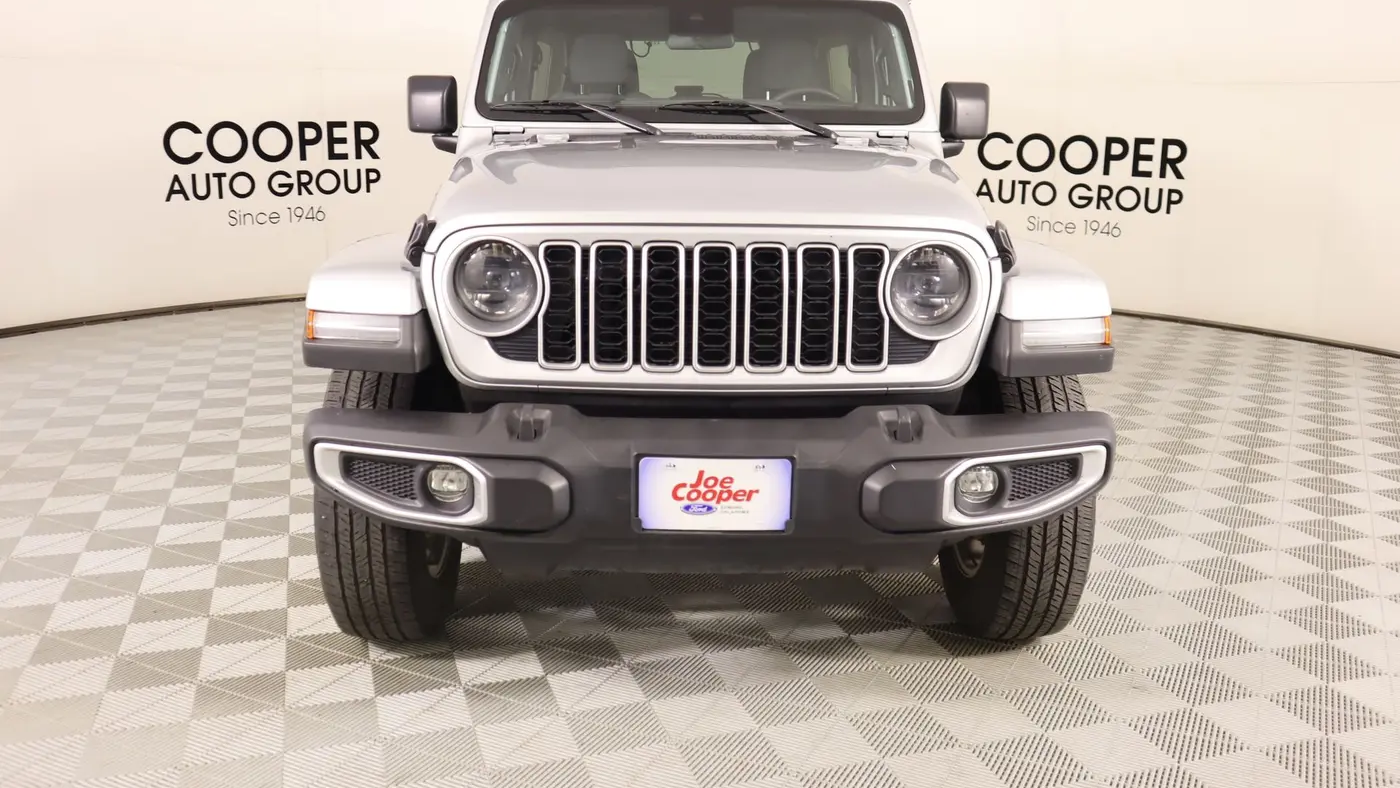 2024 Jeep Wrangler Sahara