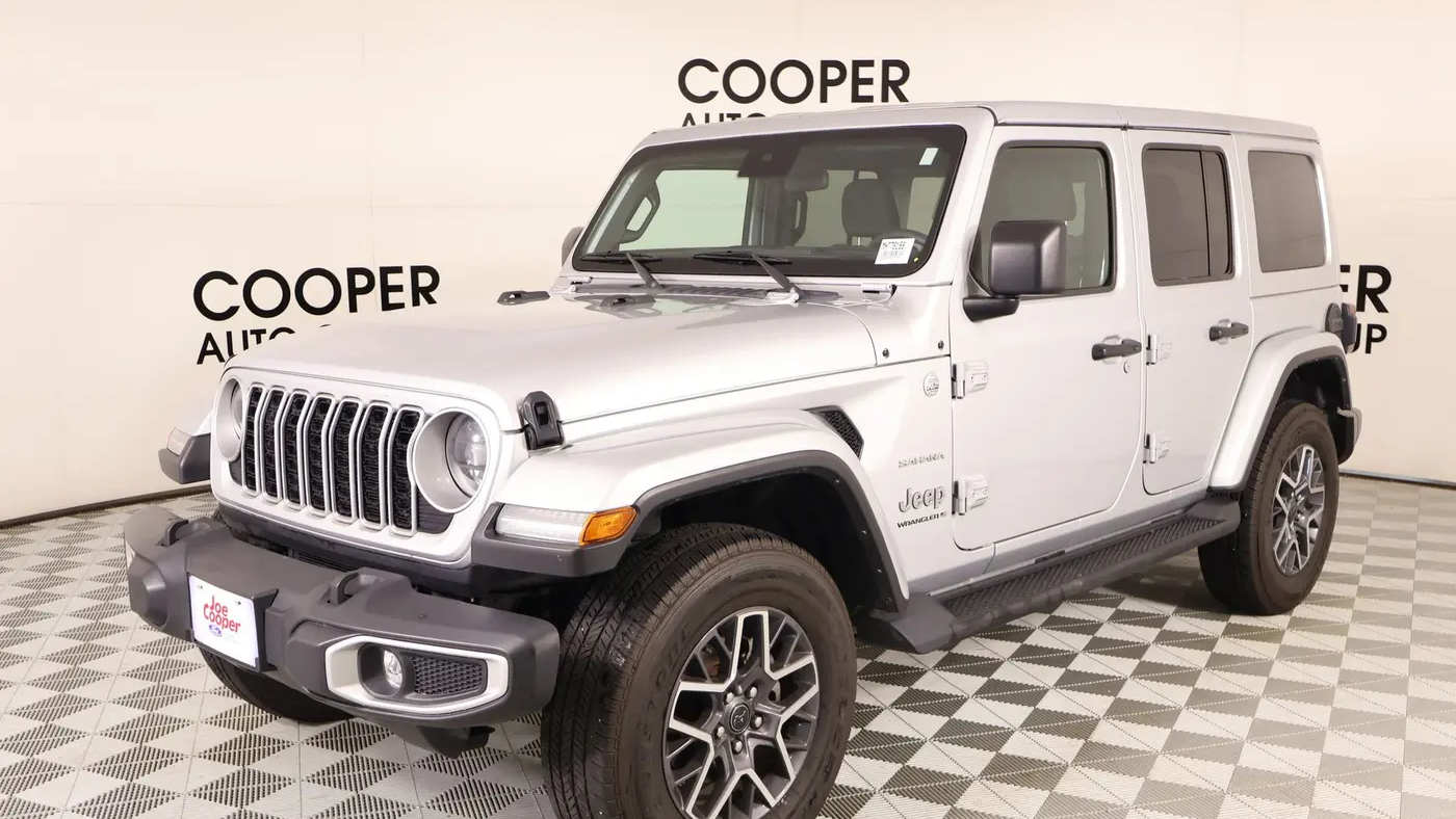 2024 Jeep Wrangler Sahara
