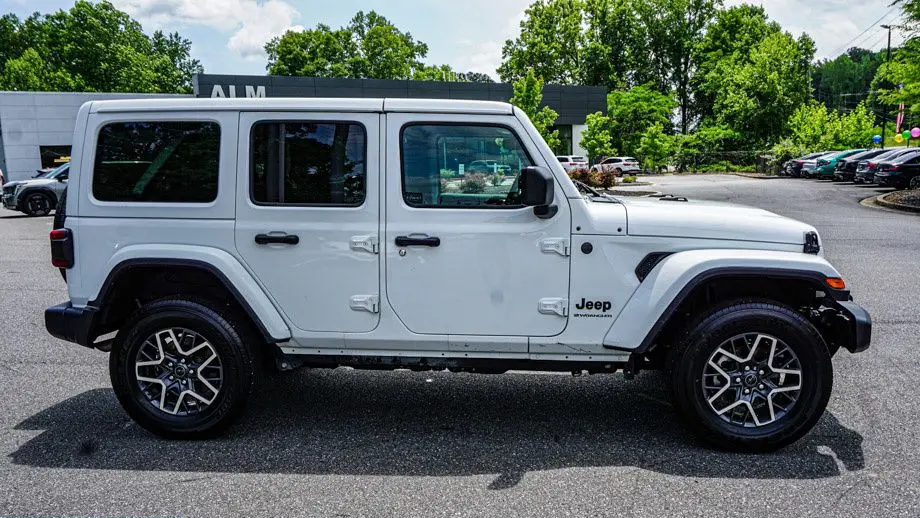 2025 Jeep Wrangler Sahara