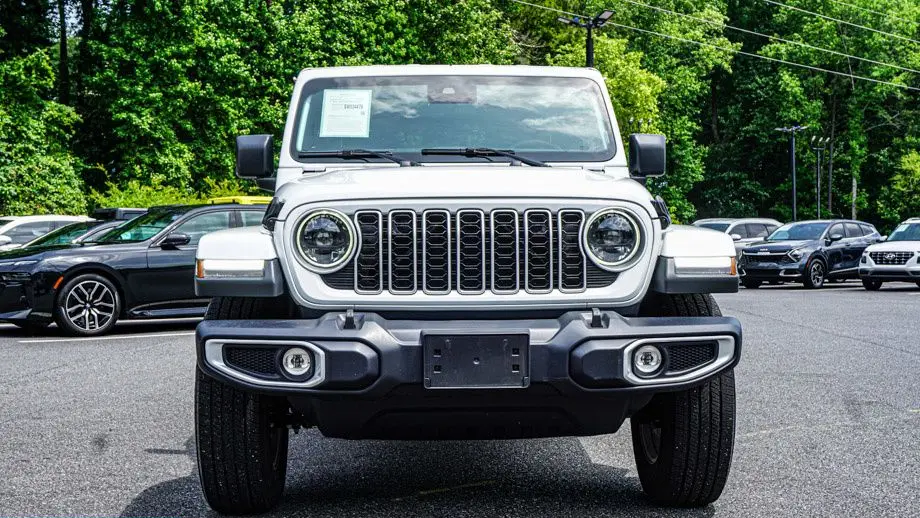2025 Jeep Wrangler Sahara
