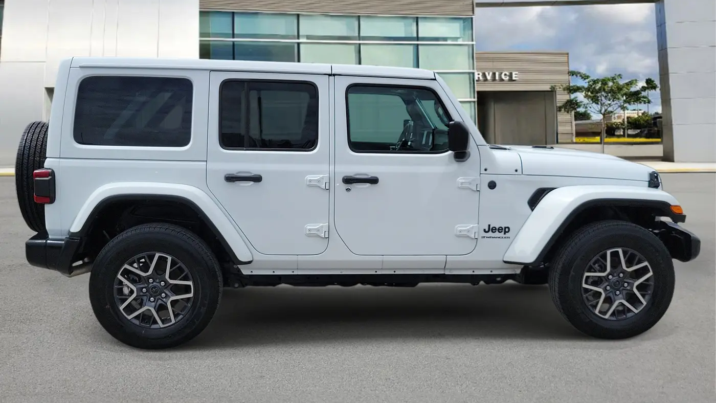 2025 Jeep Wrangler Sahara