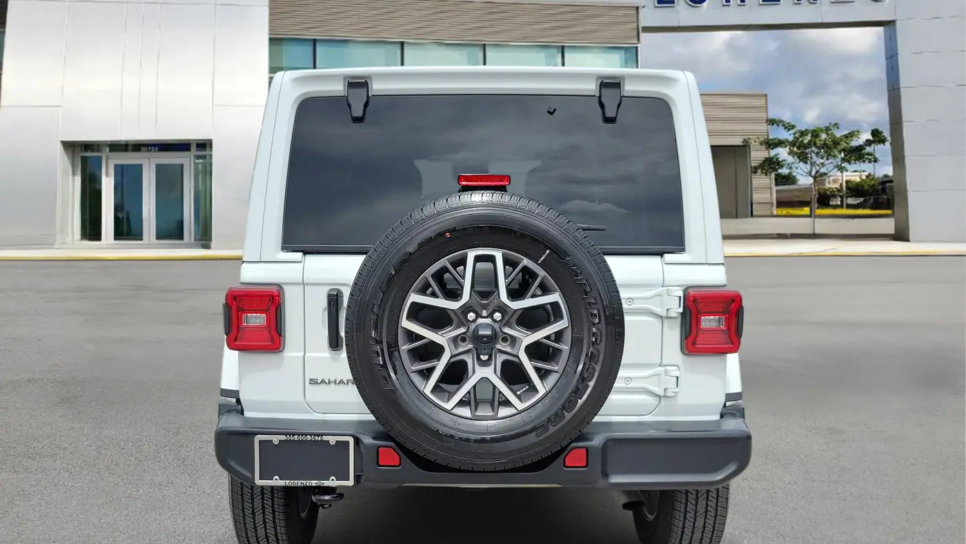 2025 Jeep Wrangler Sahara