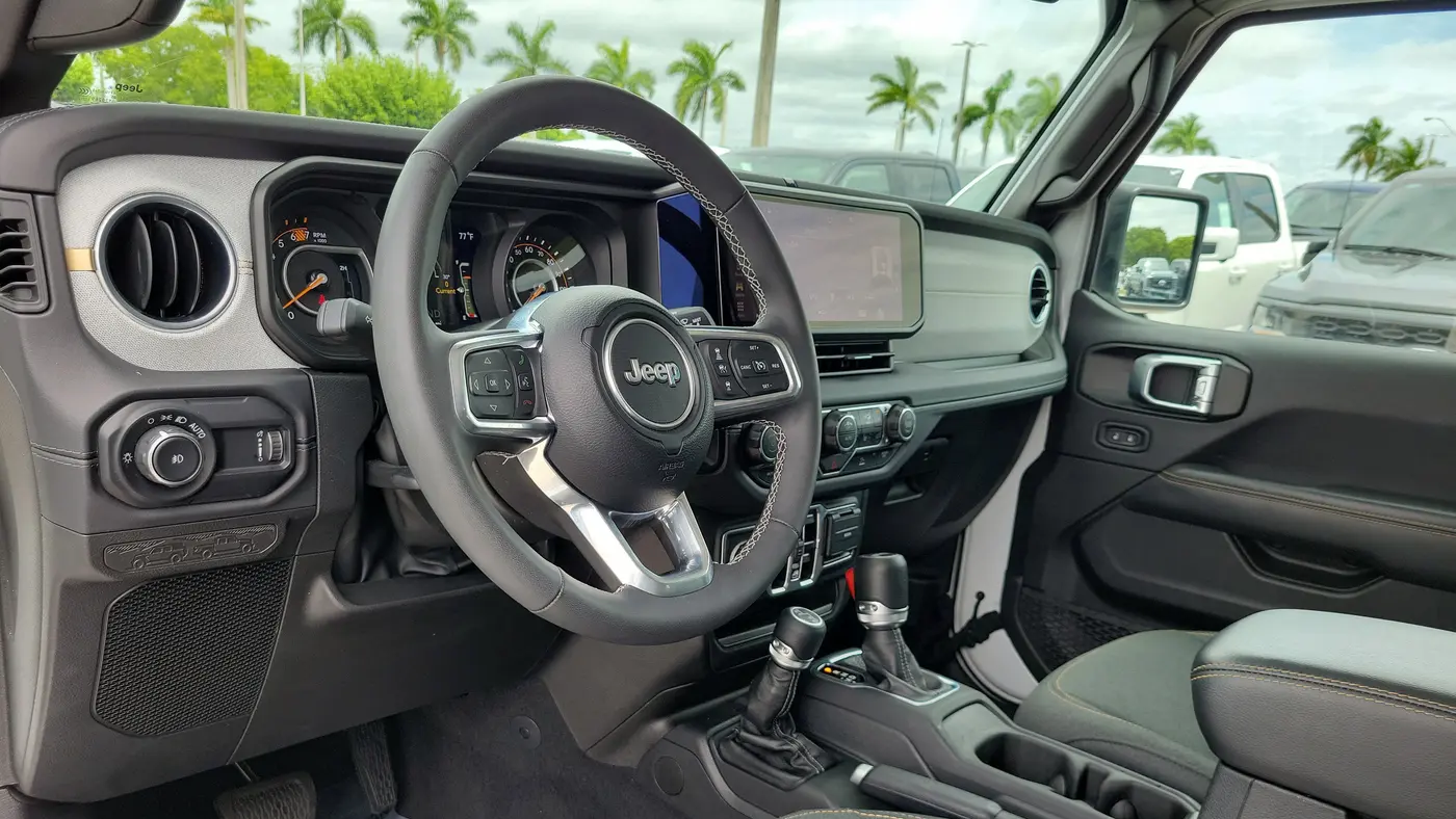 2025 Jeep Wrangler Sahara