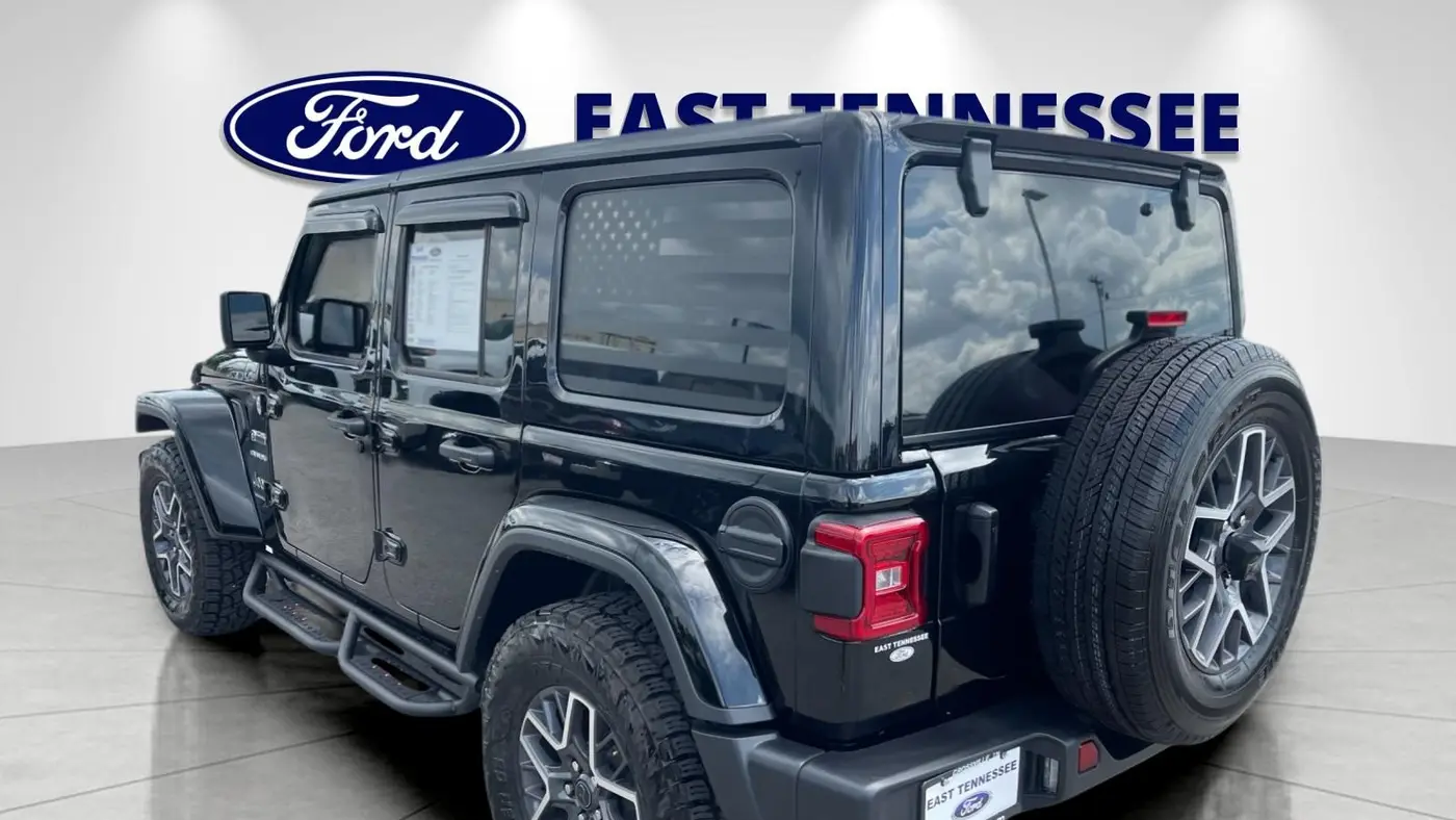 2024 Jeep Wrangler Sahara