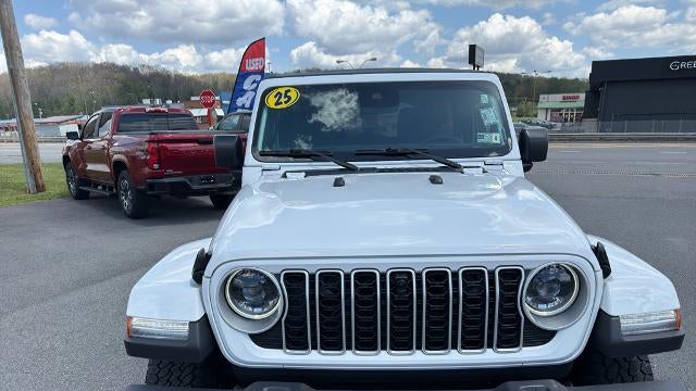 2025 Jeep Wrangler Sahara